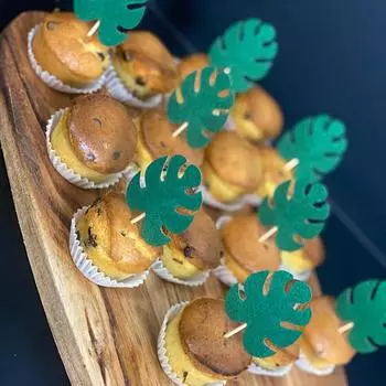 Palm Leaf Cake Toppers Jungle Tropical Party Green Leaf Cupcake Toppers Jungle Birthday Party Hawaiian Luau Party Cake Decor
