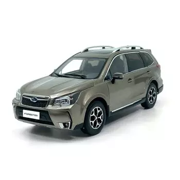 PAUDI МОДЕЛЬ Subaru Mini Car Subaru Classic SUV Литая модель автомобиля Gold 1/18