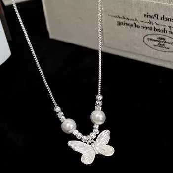 Pearl Butterfly Necklace for Women with Versatile High-end Ins Style Light Luxury Niche Design Exquisite Collarbone