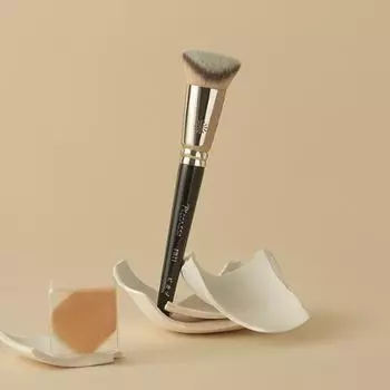 Picasso FB21 Foundation Brush