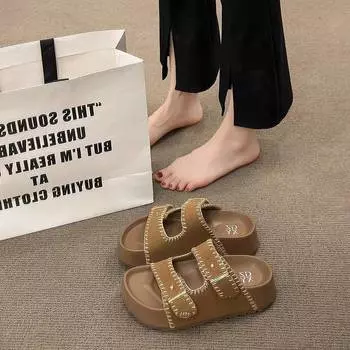 Platform sandals women s summer wear new fashion open-toed shoes small height-increasing beach shoes 35 темно-коричневого