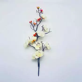 Plum Simulated Blossom Artificial Green Plants Used For Decoration Indoor