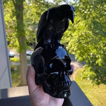 Поддельная статуя ворона из смолы, декор на Хэллоуин, креативный для сада, ворон на черепе, птица, ворона, скульптура, птица, сидящая на фигурке скелета