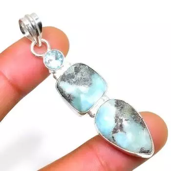 Подвеска Republic Larimar с синим топазом и серебром 925 пробы, 2,27 дюйма 2.27 синий