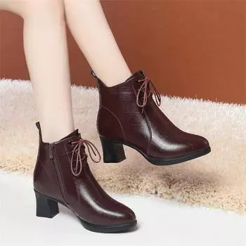 pointed Martin boots 2024 fashion boots short thermal women s shoes versatile British style high heel thick heel short boots 35