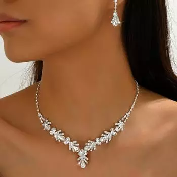 Popular Accessories Delicate Crystal Rhinestone Necklace Earrings Dress Two-Piece Set