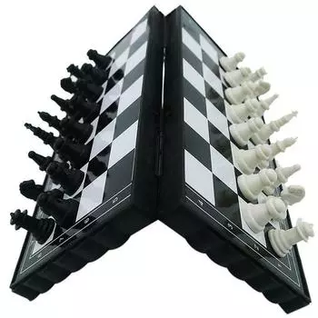 Portable Foldable Magnetic Pocket Plastic Chess Multifunctional Suitable For Party Family Activities