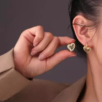 Princess style sweet love earrings light luxury high sense summer romanticism Saturn constellation zircon ear buckle