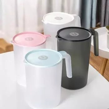 Простой пластиковый прозрачный эргономичный кувшин с ручкой большой емкости S чёрный