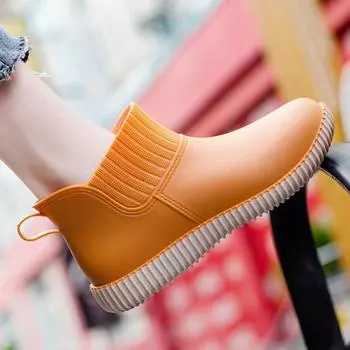Rain shoes women s low-top waterproof shoes fleece integrated molding non-slip sole work rubber shoes fashion rain shoes 35 чёрный