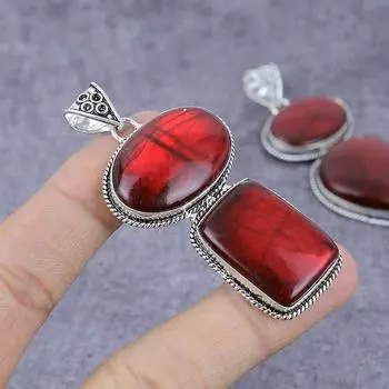 Red Labradorite Gemstone Handmade 925 Sterling Silver Jewelry Pendant 2.96 J4M83