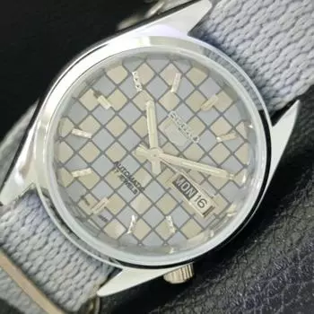 ВОССТАНОВЛЕННЫЕ АВТОМАТИЧЕСКИЕ МУЖСКИЕ ЧАСЫ SEIKO 5 СЕРЫЙ ЦИФЕРБЛАТ CUSTOM a440131-2 QV90-a440131