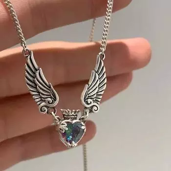 Retro and Old Love Crown Wing Necklace, Independent Station Cross-border Holiday Gift Jewelry Necklace