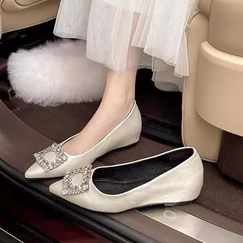Rhinestone tip inner height increase flat-soled single shoes women s new shallow mouth one-pedal Mary Jane shoes evening shoes 35