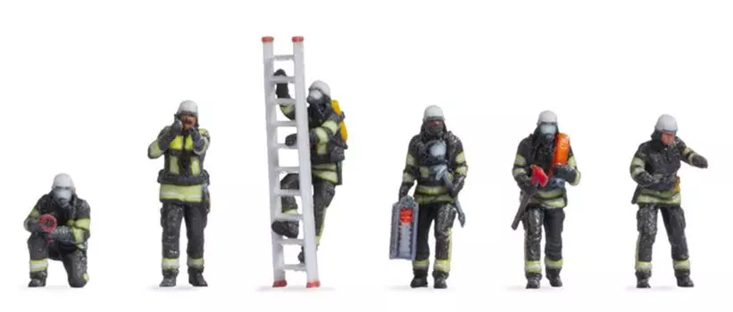 Rokuhan Z Gauge Scale Tiny Figure Firefighter S200 Diorama Supplies 1/220