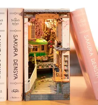 Rolife DIY Книжный уголок Поезд с цветущей вишней 3D-головоломка Миниатюрный домик Комплект подставка для книг Светодиодная книжная полка Украшение ручной работы Сборка Деревянная головоломка