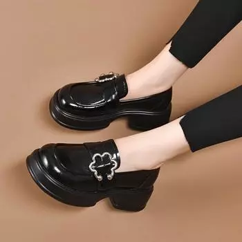Round head platform shoes autumn new college style muffin heel thick heel cow patent leather metal buckle single shoes 35