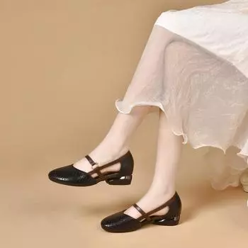 Round head sandals women s summer new low-heeled hollow sandals punched shoes color matching light mouth flat sandals 34