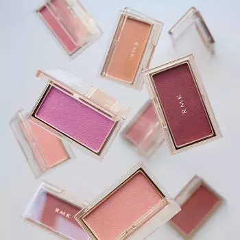 Румяна RMK Pure Complexion 06 Dreamy Fuchsia