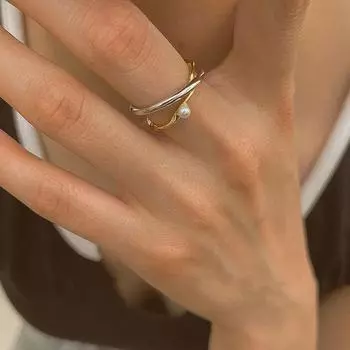S925 Niche Design Gold and Silver Interlaced Metal Pearl Opening Sterling Silver Ring Female Personality Simple Opening is adjustable