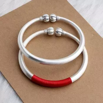 S999 Foot Silver Flower Bud Тыквенная бусина Плотный браслет проклятия, женский чеснок, этнический стиль, первобытный год, красная веревка, открытый серебряный браслет Adjustable size