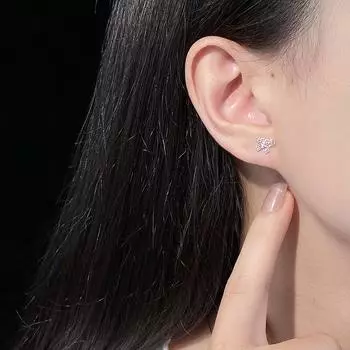 Серьги-бабочки Ins Style для женщин с простым темпераментом и универсальные серьги в нишевом дизайне