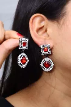 Серьги для вечернего платья с квадратными камнями