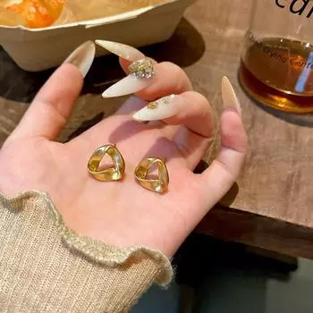 Серьги геометрической формы из матового золота с иглами из серебра 925 пробы — модный холодный стиль для женщин золотой