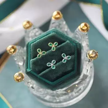 Серьги-гвоздики из стерлингового серебра S925 с изумрудом и цирконием для женщин в форме трехлепесткового цветка, простые модные серьги особого интереса для женщин 925