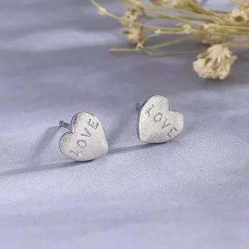 Серьги-гвоздики Love, женские, милые и симпатичные, английские буквы Love Heart, серьги в корейском стиле, аксессуары Niche Design
