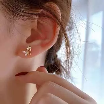Серьги-гвоздики с бабочками из стерлингового серебра S925 с полыми бриллиантами для женщин, особый дизайн, легкие роскошные универсальные серьги для женщин 925