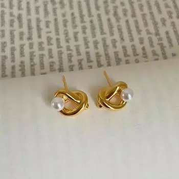 Серьги-гвоздики с металлическим жемчугом Knot Love, женские, нишевые, уникальные, индивидуальные, модные, темпераментные, универсальные серьги для поездок на работу
