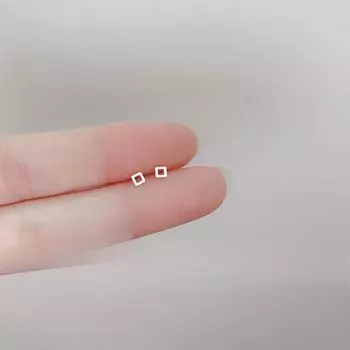 Серьги-гвоздики с полыми квадратными головками, женские модные простые квадратные серьги, маленькие серьги с новым дизайном серебряный