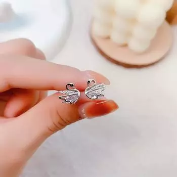 Серьги-гвоздики в форме лебедя, женские серьги из чистого серебра S999, легкие роскошные серьги в стиле «меньшинство», серьги из стерлингового серебра с бриллиантами 999