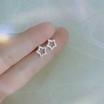 Серьги-гвоздики в форме звезды, женские, серия Mori, милые и маленькие, мини-серьги в форме пятиконечной звезды, нишевый дизайн
