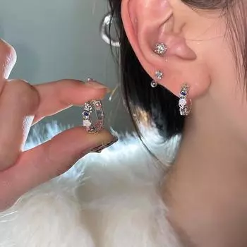 Серьги-иглы из серебра 925 пробы с опалом, женские изысканные серьги из циркония высокого класса, осенние и зимние милые новые серьги A pair of 925 silver needle