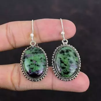 Серьги из рубина и цоизита Красивые винтажные серьги с драгоценными камнями Ювелирные изделия ручной работы Серьги из стерлингового серебра 925 пробы Ювелирные изделия из рубина и цоизита Подарки для женщин