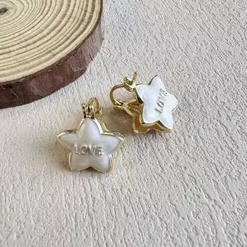 Серьги из сплава в форме пятиконечной звезды с каплями белого масла, модный темперамент, легкая роскошь, нишевый дизайн, элегантные французские серьги