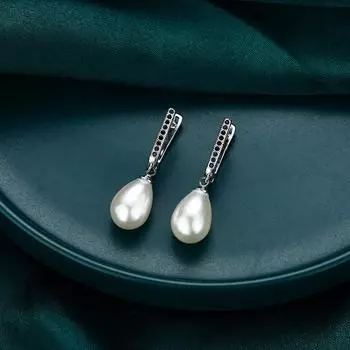 Серьги-капли с черным камнем и грушевидной формой для женщин