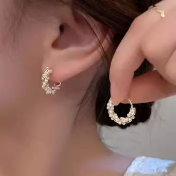 Серьги Light Luxury Temperament Circle Pearl, серьги Niche белый