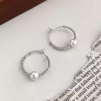 Серьги с жемчугом для женщин с пряжкой из жемчуга в новом стиле Niche Sense, маленькие универсальные серьги-бусины