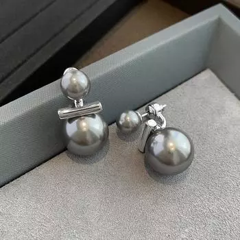 Серьги с жемчугом из серебра 925 пробы, темпераментные серьги с высокой атмосферой, серьги с легким роскошным нишевым дизайном, уникальные серьги для женщин серый