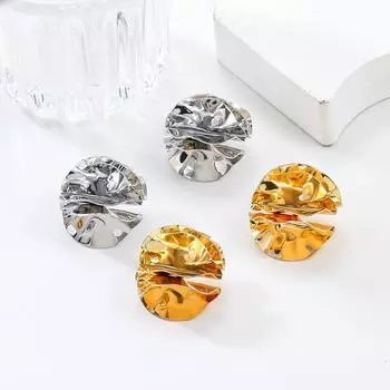 Серьги Весенние гортензии из сплава : Модное блестящее заявление для женщин. серебряный