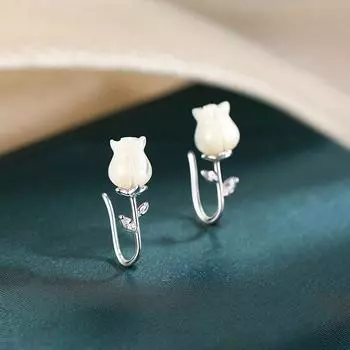 Серьги в виде цветка ландыша для женщин, новые модные серьги с нишевым дизайном, милые