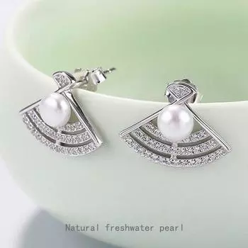 Сердце Юэ зима новые идеальные серьги из чистого серебра s925 с натуральным жемчугом Вентилятор в Европе и серьги
