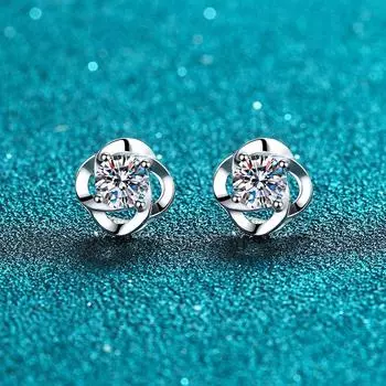 Серебряные серьги 925 пробы, 50 очков, простые серьги с четырьмя когтями из камня Mozang A pair of 1 carat