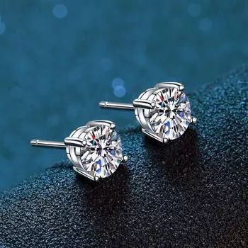 Серебряные серьги-гвоздики S925 Серьги с муассанитом Классические простые серьги Seiko с четырьмя когтями и платиновым покрытием 1ct
