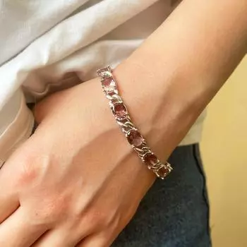 Серебряный браслет с зултанитовым камнем в кубинском стиле, браслет с зултанитовым камнем, браслет из султанита, камень, меняющий цвет, подарок для нее