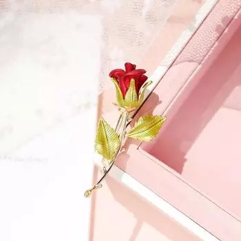 Северная Япония и Корея Лю Яовэнь Та же брошь Роза Фестиваль Циси Подарок на День святого Валентина Высококачественная брошь для пары Пряжка