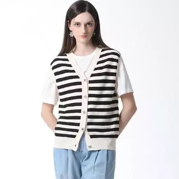 She S miss Полосатый трикотажный жилет Цена 168 000 вон DARK NAVY (DN)/55